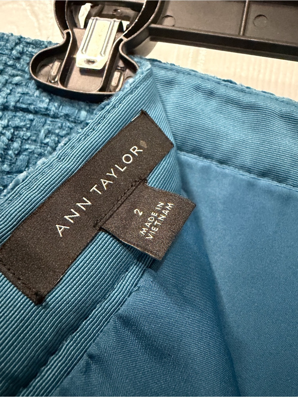 Ann Taylor Teal Textured Midi Pencil Skirt - Picture 5 of 9